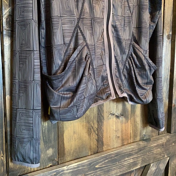 Lole UPF Protection Hooded Light Weight rashy Full Zip - Picture 3 of 10